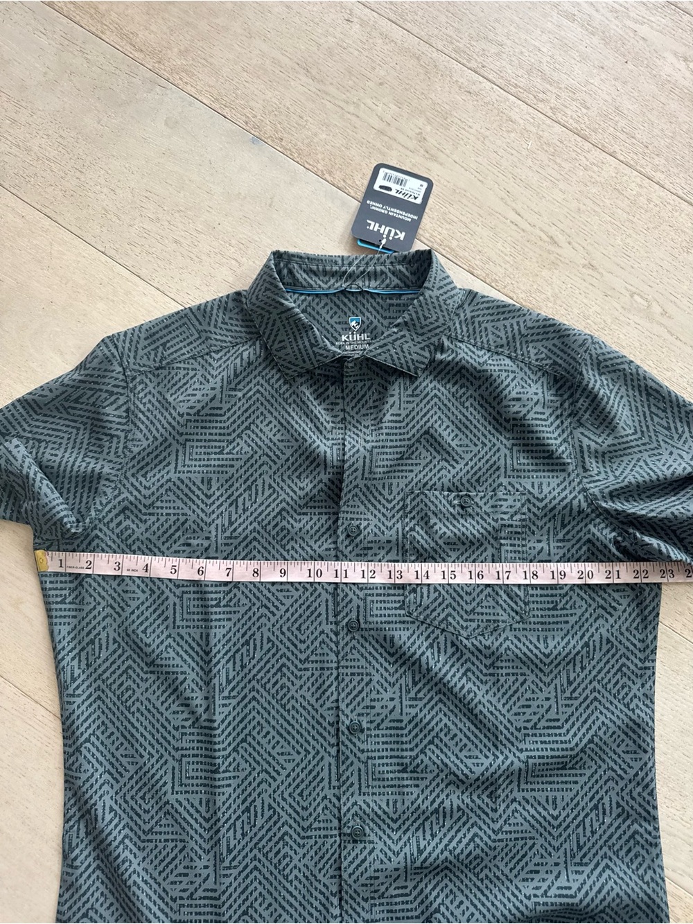 NWT KUHL Persuadr Short Sleeve shirt Green Onyx M - Picture 4 of 6